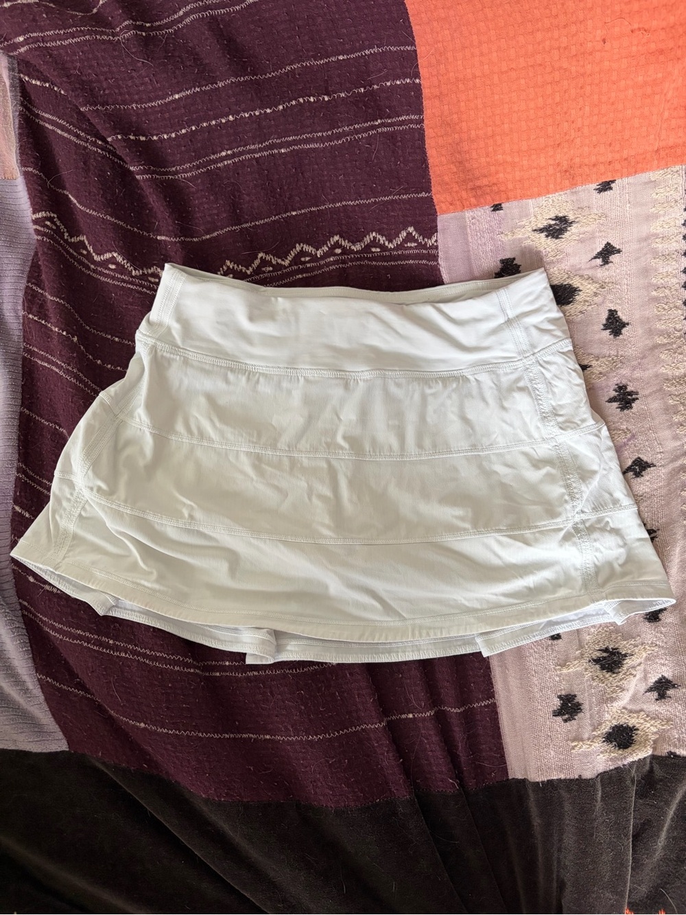 Lululemon White Athletic Skort - Sporty Tennis/Runnning Skirt